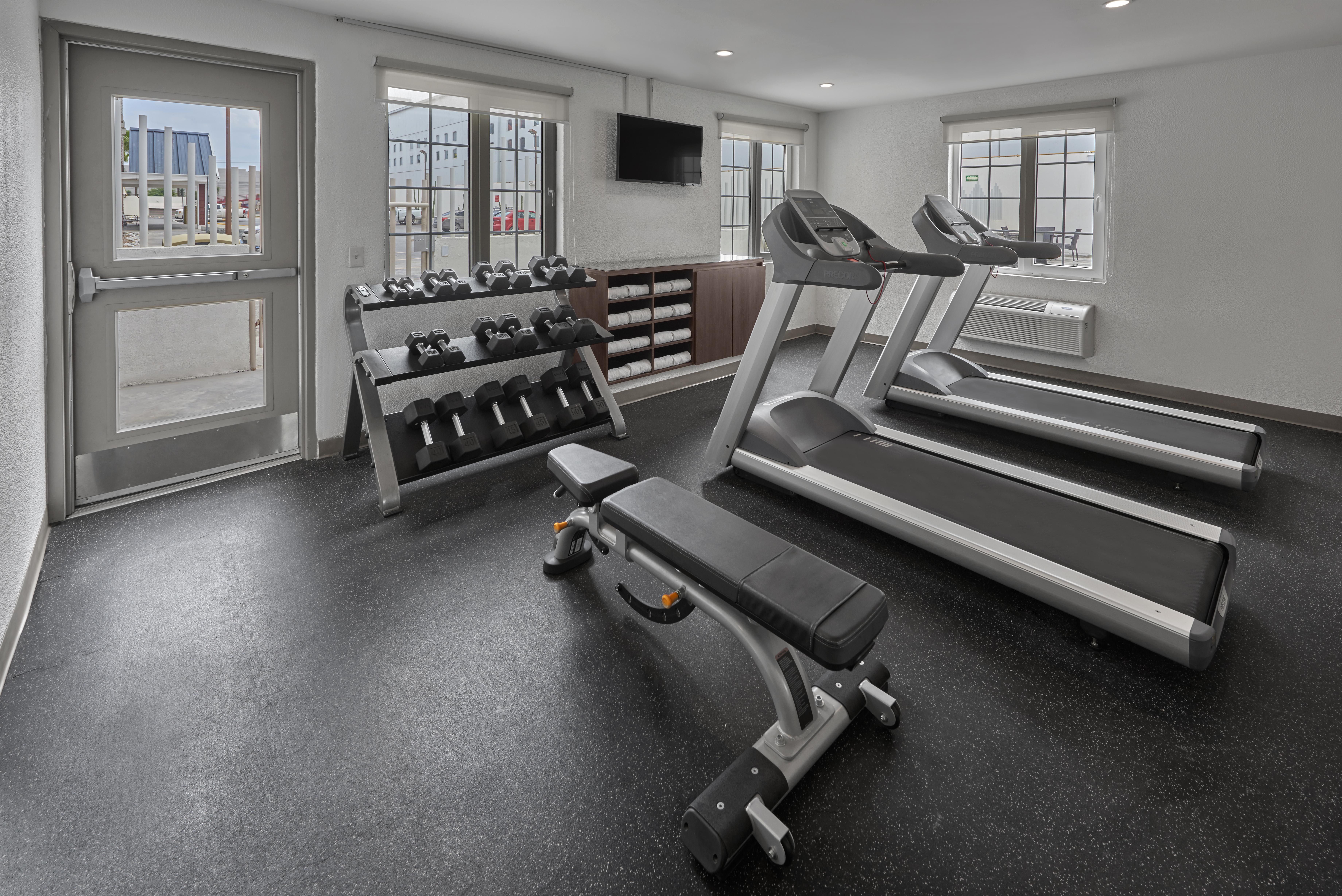 Extended Suites Coatzacoalcos Forum エクステリア 写真
