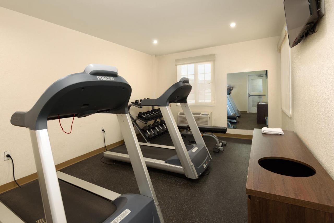 Extended Suites Coatzacoalcos Forum エクステリア 写真